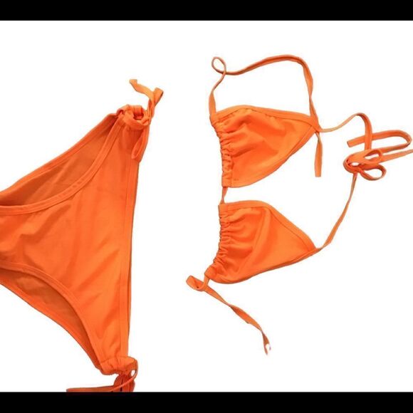 Bright orange swimming suit bikini - Picture 5 of 8